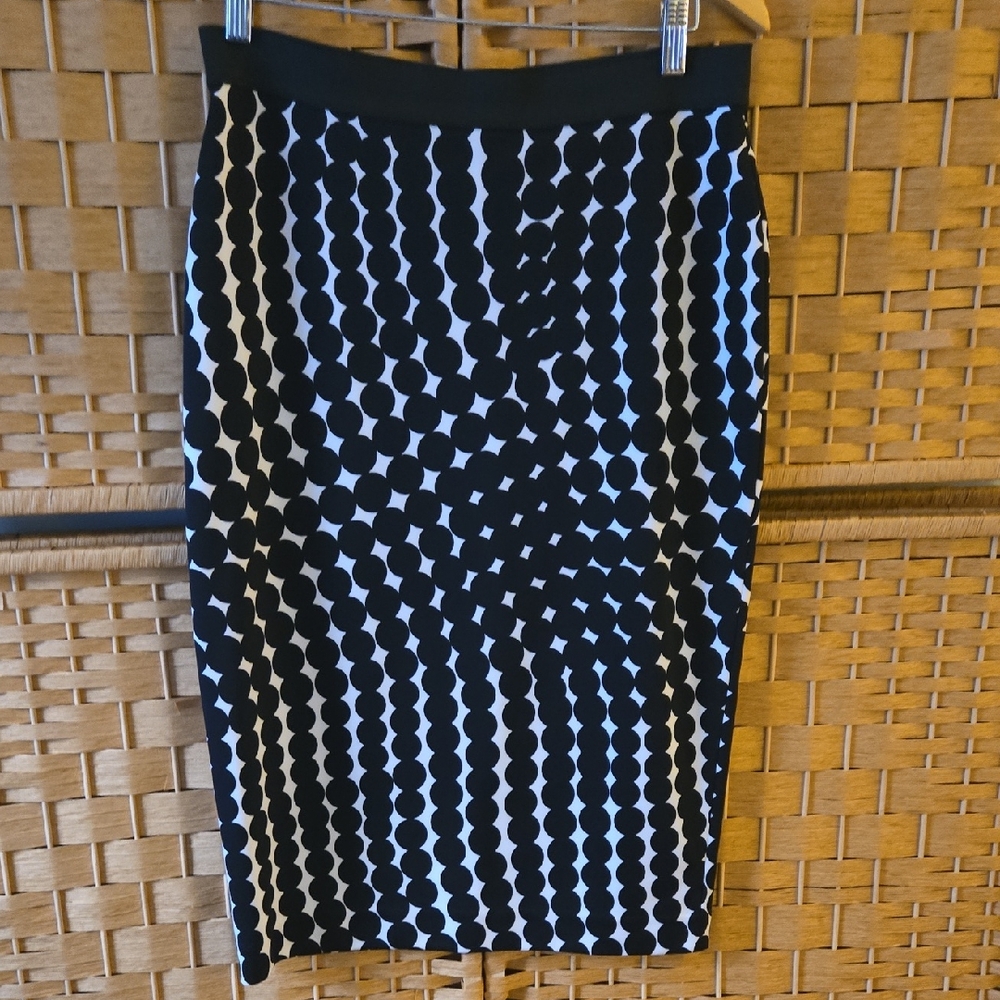 Alfani Black and White Geometric Pencil Skirt